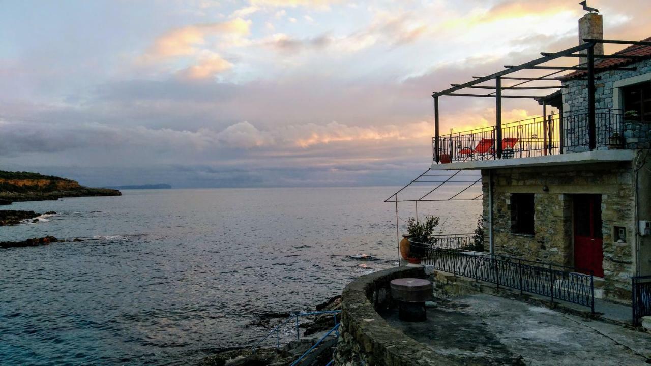 Villa Wheelhouse Trachila Mani Trakhila Esterno foto